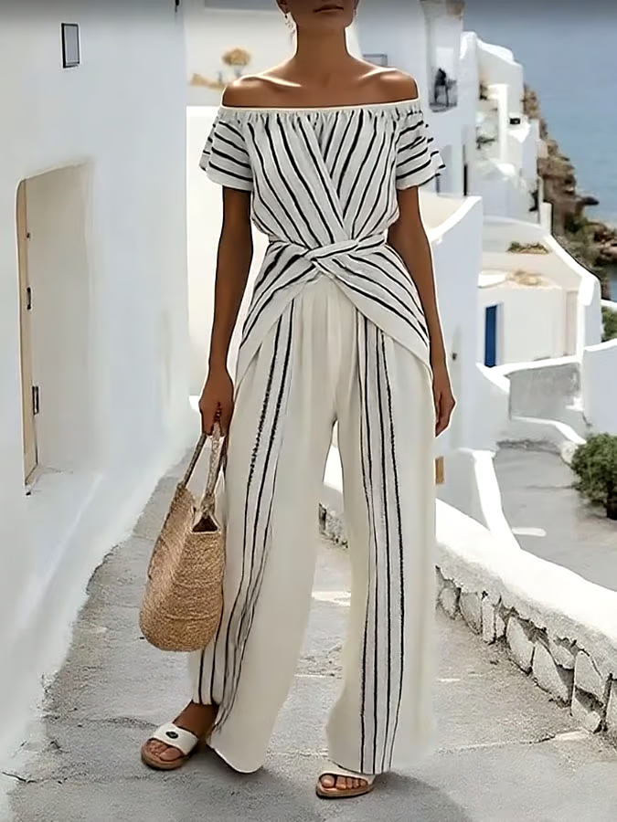 Women'S Casual Off-Shoulder Short-Sleeved Loose Striped Contrast Color Top And Trousers Two-Piece Set Women'S Casual Off-Shoulder Short-Sleeved Loose Striped Contrast Color Top And Trousers Two-Piece Set